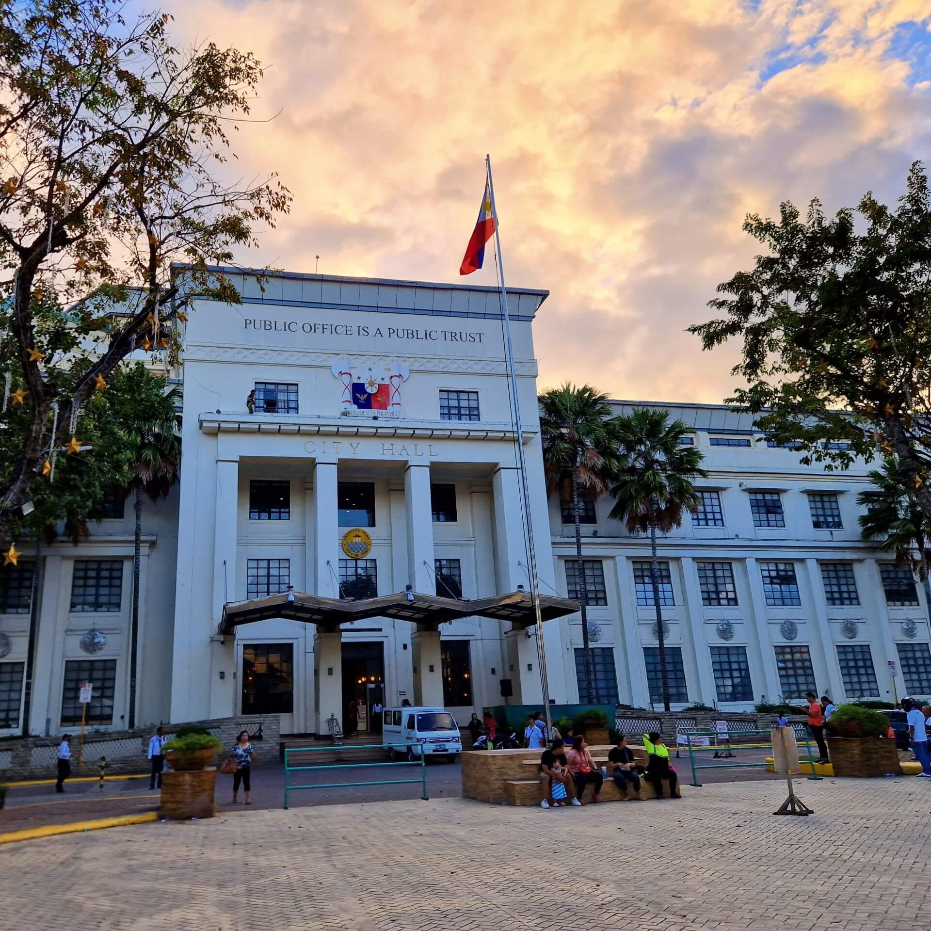 City Hall Cebu City am Magellan's Cross
