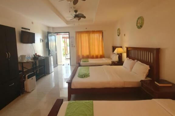 Moalboal Tropics Hotel Cebu
